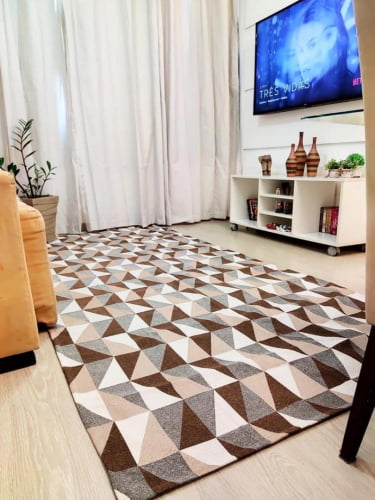 Tapete Para Sala ou Quarto 1,00M x 1,32M Antiderrapante Miami Ladrilhos